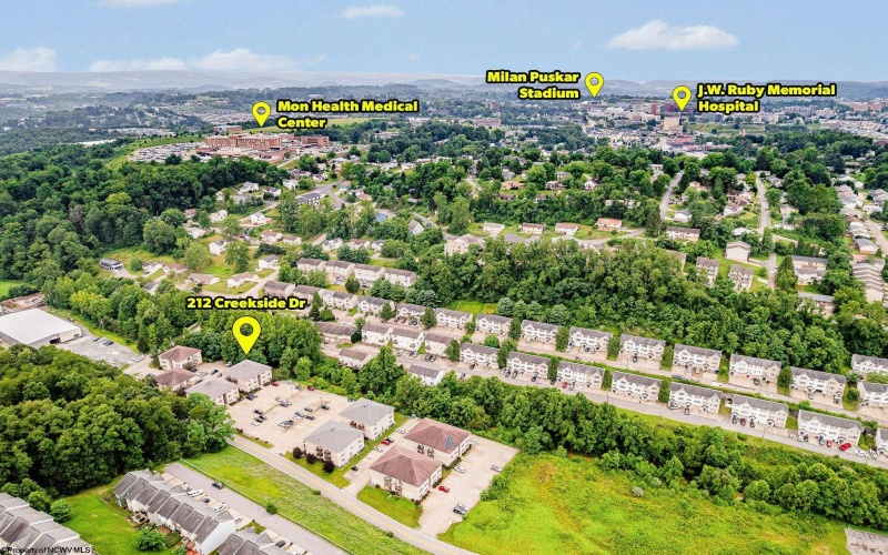 212 Creekside Drive, Morgantown, West Virginia 26508, 1 Bedroom Bedrooms, 2 Rooms Rooms,1 BathroomBathrooms,Single Family Attached,For Sale,Creekside,10160592