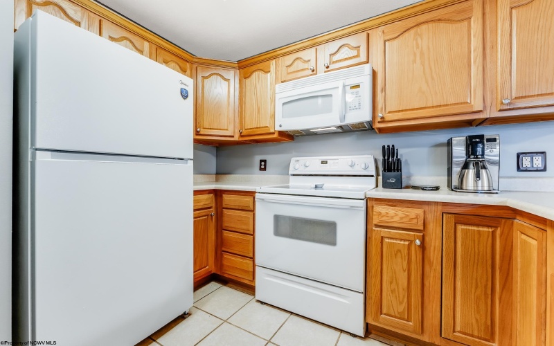 212 Creekside Drive, Morgantown, West Virginia 26508, 1 Bedroom Bedrooms, 2 Rooms Rooms,1 BathroomBathrooms,Single Family Attached,For Sale,Creekside,10160592