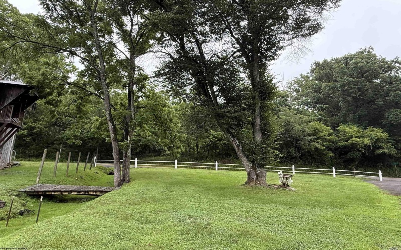12 Hughes River Road, West Union, West Virginia 26456, 3 Bedrooms Bedrooms, 10 Rooms Rooms,2 BathroomsBathrooms,Single Family Detached,For Sale,Hughes River,10160596