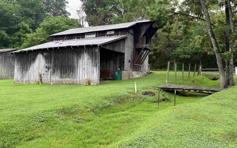 12 Hughes River Road, West Union, West Virginia 26456, 3 Bedrooms Bedrooms, 10 Rooms Rooms,2 BathroomsBathrooms,Single Family Detached,For Sale,Hughes River,10160596