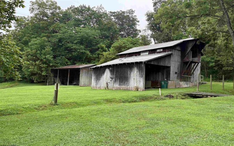 12 Hughes River Road, West Union, West Virginia 26456, 3 Bedrooms Bedrooms, 10 Rooms Rooms,2 BathroomsBathrooms,Single Family Detached,For Sale,Hughes River,10160596