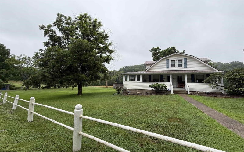 12 Hughes River Road, West Union, West Virginia 26456, 3 Bedrooms Bedrooms, 10 Rooms Rooms,2 BathroomsBathrooms,Single Family Detached,For Sale,Hughes River,10160596
