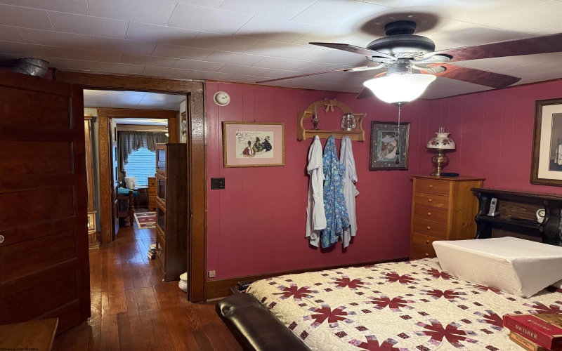 12 Hughes River Road, West Union, West Virginia 26456, 3 Bedrooms Bedrooms, 10 Rooms Rooms,2 BathroomsBathrooms,Single Family Detached,For Sale,Hughes River,10160596