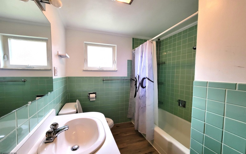 69 Woodsboro Drive, Philippi, West Virginia 26416, 3 Bedrooms Bedrooms, 5 Rooms Rooms,1 BathroomBathrooms,Single Family Detached,For Sale,Woodsboro,10160605
