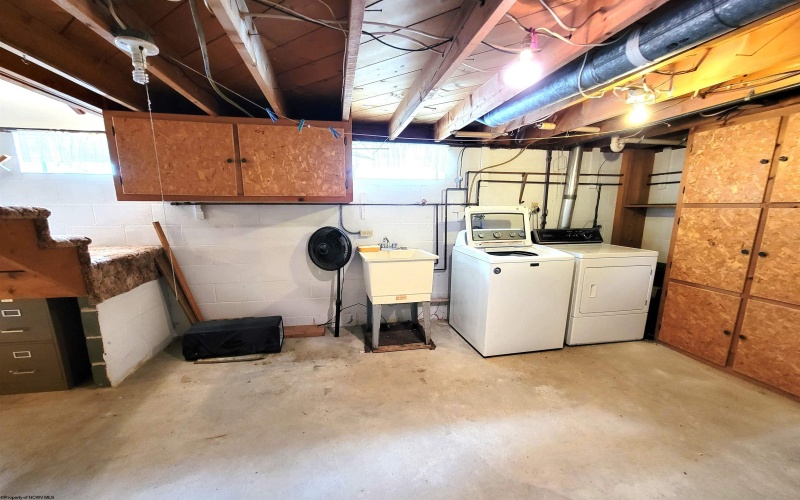 69 Woodsboro Drive, Philippi, West Virginia 26416, 3 Bedrooms Bedrooms, 5 Rooms Rooms,1 BathroomBathrooms,Single Family Detached,For Sale,Woodsboro,10160605