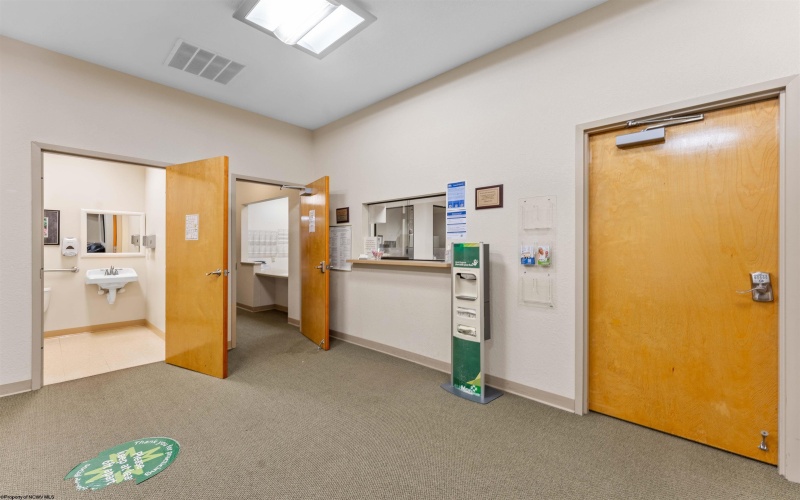 2199 Cheat Road, Morgantown, West Virginia 26508, ,Commercial/industrial,For Sale,Cheat,10160610
