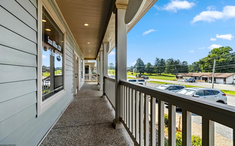 7000 Coombs Farm Drive, Morgantown, West Virginia 26508, ,Commercial/industrial,For Lease,Coombs Farm,10160614