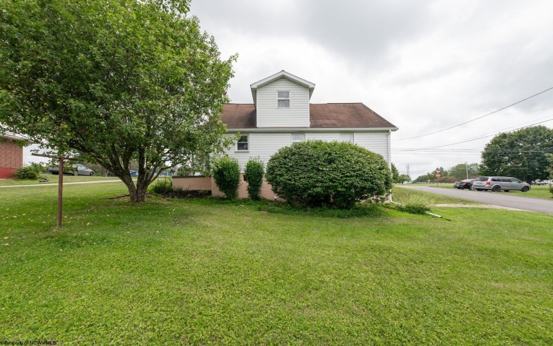 113 Miller Road, Kingwood, West Virginia 26537, 3 Bedrooms Bedrooms, 6 Rooms Rooms,2 BathroomsBathrooms,Single Family Detached,For Sale,Miller,10160626