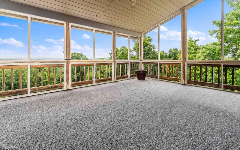 2626 Stewartstown Road, Morgantown, West Virginia 26508, 5 Bedrooms Bedrooms, 15 Rooms Rooms,4 BathroomsBathrooms,Single Family Detached,For Sale,Stewartstown,10160624