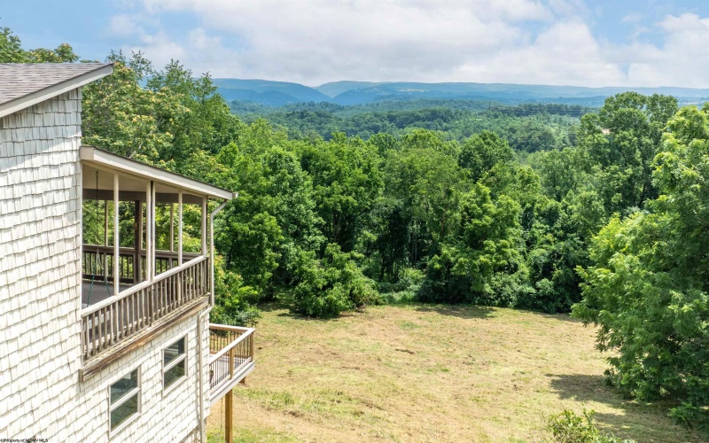 2626 Stewartstown Road, Morgantown, West Virginia 26508, 5 Bedrooms Bedrooms, 15 Rooms Rooms,4 BathroomsBathrooms,Single Family Detached,For Sale,Stewartstown,10160624