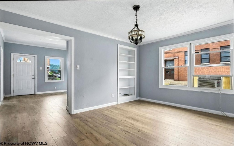 2026 Goff Avenue, Clarksburg, West Virginia 26301, 3 Bedrooms Bedrooms, 6 Rooms Rooms,1 BathroomBathrooms,Single Family Detached,For Sale,Goff,10160623