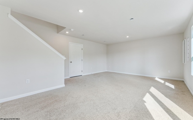 707 Hardman Drive, Morgantown, West Virginia 26501, 3 Bedrooms Bedrooms, 6 Rooms Rooms,3 BathroomsBathrooms,Residential Rentals,For Rent,Hardman,10160630
