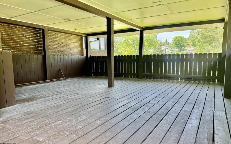 909 7th Street, Fairmont, West Virginia 26554, 4 Bedrooms Bedrooms, 9 Rooms Rooms,2 BathroomsBathrooms,Single Family Detached,For Sale,7th,10160632