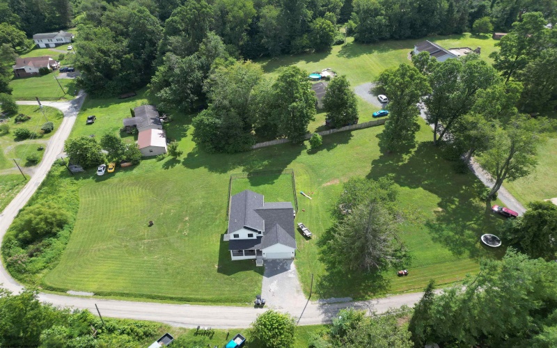 182 Sanford Road, Fairmont, West Virginia 26554, 4 Bedrooms Bedrooms, 10 Rooms Rooms,3 BathroomsBathrooms,Single Family Detached,For Sale,Sanford,10160634
