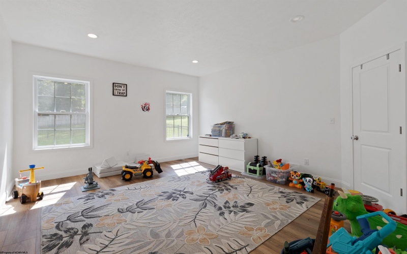 182 Sanford Road, Fairmont, West Virginia 26554, 4 Bedrooms Bedrooms, 10 Rooms Rooms,3 BathroomsBathrooms,Single Family Detached,For Sale,Sanford,10160634
