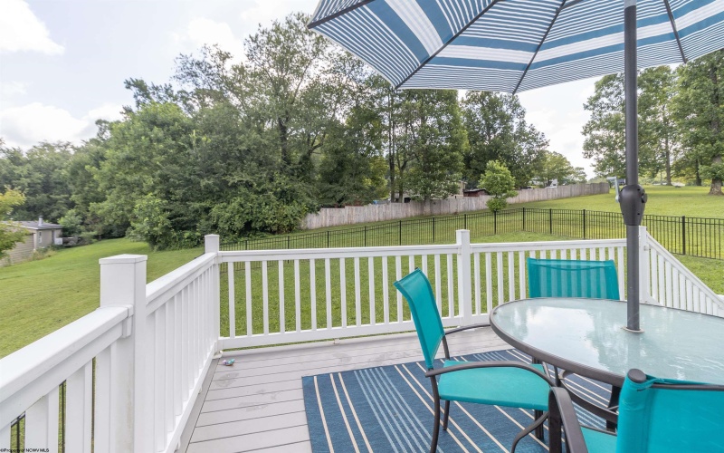 182 Sanford Road, Fairmont, West Virginia 26554, 4 Bedrooms Bedrooms, 10 Rooms Rooms,3 BathroomsBathrooms,Single Family Detached,For Sale,Sanford,10160634