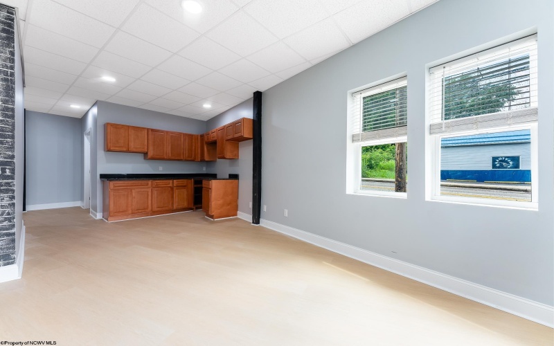 352 Dunkard Avenue, Westover, West Virginia 26501, ,Multi-unit/income,For Sale,Dunkard,10160650