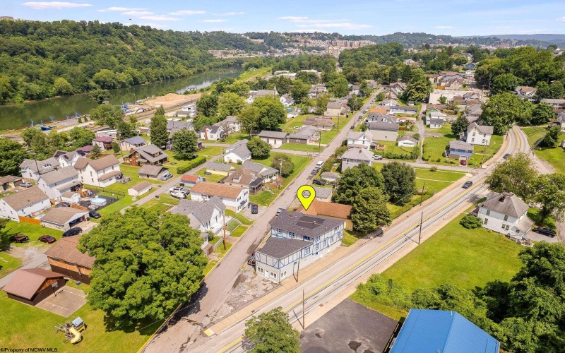 352 Dunkard Avenue, Westover, West Virginia 26501, ,Multi-unit/income,For Sale,Dunkard,10160650