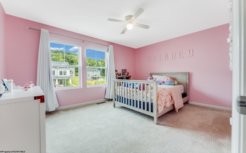 264 Tide Way, Morgantown, West Virginia 26508, 4 Bedrooms Bedrooms, 7 Rooms Rooms,3 BathroomsBathrooms,Single Family Detached,For Sale,Tide,10160639