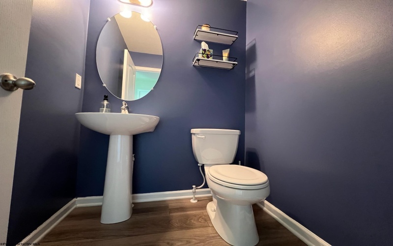 104 Bur Oak Lane, Morgantown, West Virginia 26508, 4 Bedrooms Bedrooms, 8 Rooms Rooms,2 BathroomsBathrooms,Single Family Detached,For Sale,Bur Oak,10160645