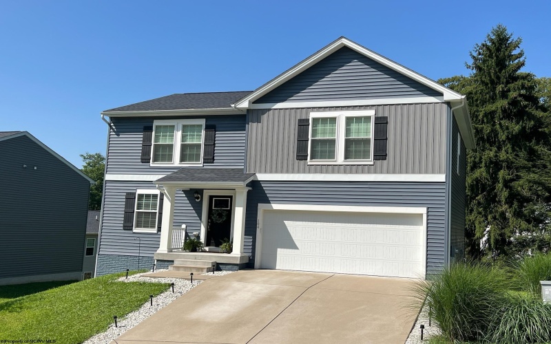 104 Bur Oak Lane, Morgantown, West Virginia 26508, 4 Bedrooms Bedrooms, 8 Rooms Rooms,2 BathroomsBathrooms,Single Family Detached,For Sale,Bur Oak,10160645