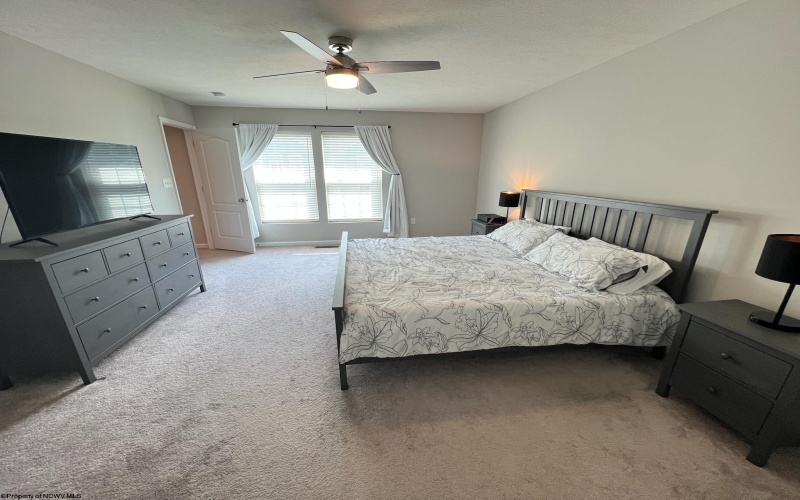 104 Bur Oak Lane, Morgantown, West Virginia 26508, 4 Bedrooms Bedrooms, 8 Rooms Rooms,2 BathroomsBathrooms,Single Family Detached,For Sale,Bur Oak,10160645