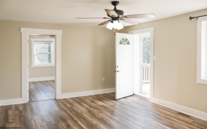 1810 Cassville Mount Morris Road, Morgantown, West Virginia 26501, 2 Bedrooms Bedrooms, 5 Rooms Rooms,1 BathroomBathrooms,Single Family Detached,For Sale,Cassville Mount Morris,10160637