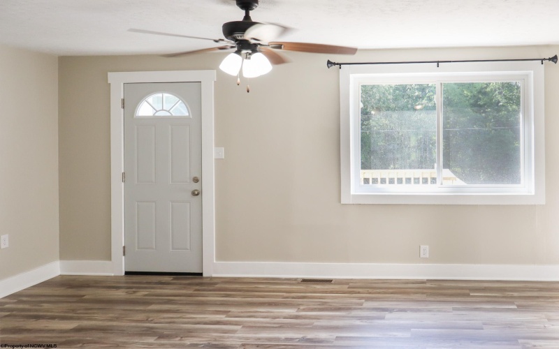 1810 Cassville Mount Morris Road, Morgantown, West Virginia 26501, 2 Bedrooms Bedrooms, 5 Rooms Rooms,1 BathroomBathrooms,Single Family Detached,For Sale,Cassville Mount Morris,10160637