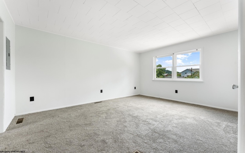 441 Kensington Avenue, Star City, West Virginia 26505, 2 Bedrooms Bedrooms, 4 Rooms Rooms,1 BathroomBathrooms,Single Family Detached,For Sale,Kensington,10160641