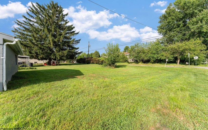 441 Kensington Avenue, Star City, West Virginia 26505, 2 Bedrooms Bedrooms, 4 Rooms Rooms,1 BathroomBathrooms,Single Family Detached,For Sale,Kensington,10160641