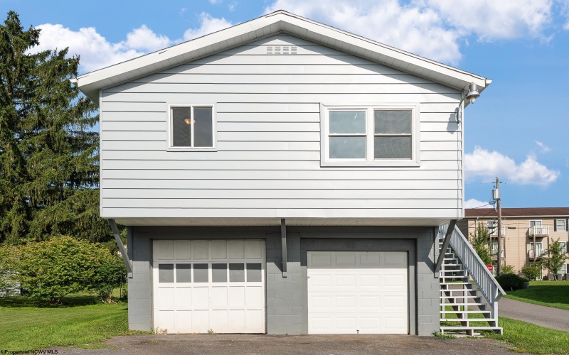 441 Kensington Avenue, Star City, West Virginia 26505, 2 Bedrooms Bedrooms, 4 Rooms Rooms,1 BathroomBathrooms,Single Family Detached,For Sale,Kensington,10160641