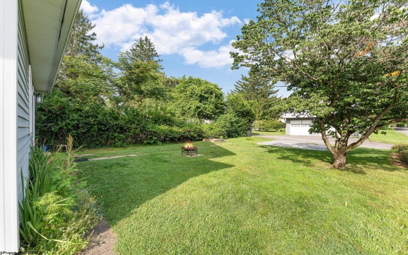 440 Herman Avenue, Morgantown, West Virginia 26505, 3 Bedrooms Bedrooms, 7 Rooms Rooms,2 BathroomsBathrooms,Single Family Detached,For Sale,Herman,10160640