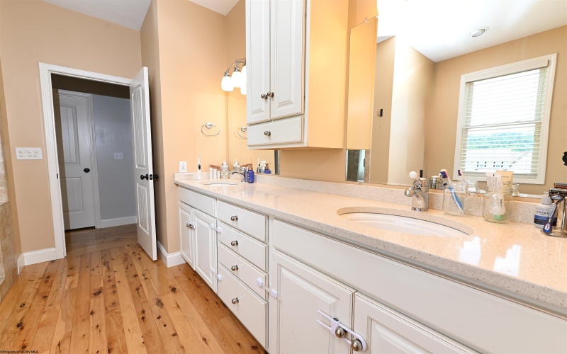 19 Blue Quill Road, Bridgeport, West Virginia 26330, 3 Bedrooms Bedrooms, 10 Rooms Rooms,4 BathroomsBathrooms,Single Family Detached,For Sale,Blue Quill,10160664
