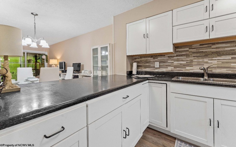 202 White Tail Way, Morgantown, West Virginia 26508, 2 Bedrooms Bedrooms, 5 Rooms Rooms,2 BathroomsBathrooms,Single Family Attached,For Sale,White Tail,10160661