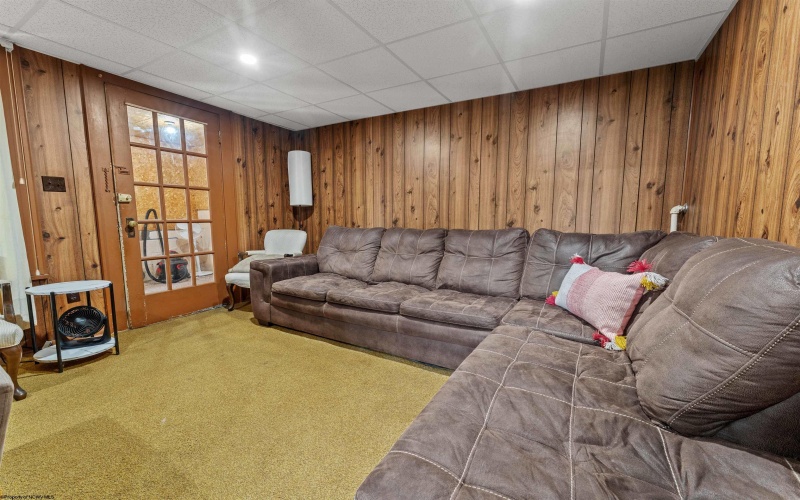 126 Simpson Street, Morgantown, West Virginia 26501, ,Multi-unit/income,For Sale,Simpson,10160665