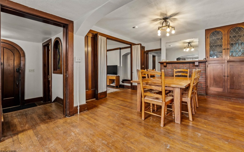 126 Simpson Street, Morgantown, West Virginia 26501, ,Multi-unit/income,For Sale,Simpson,10160665