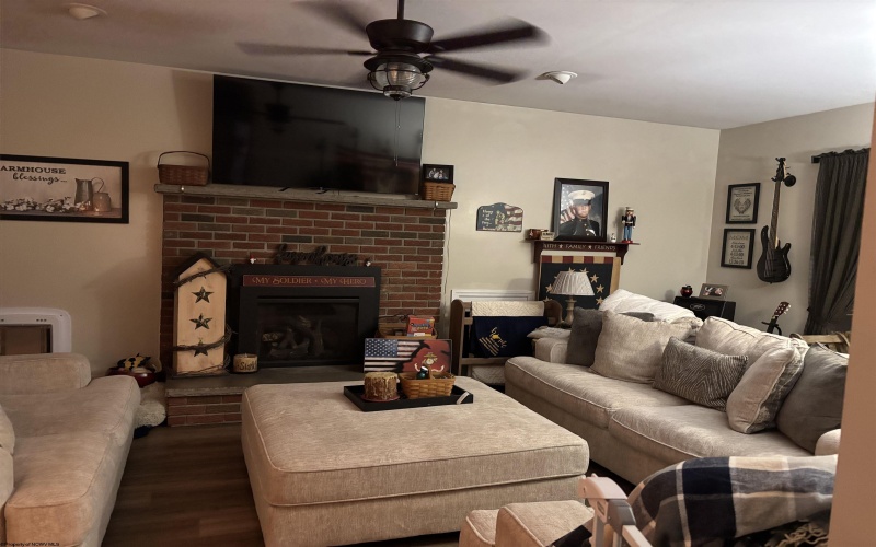 199 Camden Avenue, Buckhannon, West Virginia 26201, 4 Bedrooms Bedrooms, 10 Rooms Rooms,2 BathroomsBathrooms,Single Family Detached,For Sale,Camden,10160652