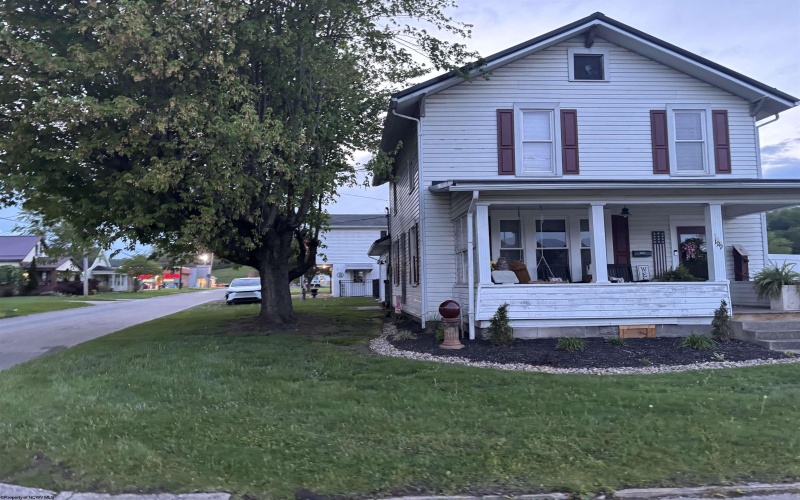 199 Camden Avenue, Buckhannon, West Virginia 26201, 4 Bedrooms Bedrooms, 10 Rooms Rooms,2 BathroomsBathrooms,Single Family Detached,For Sale,Camden,10160652
