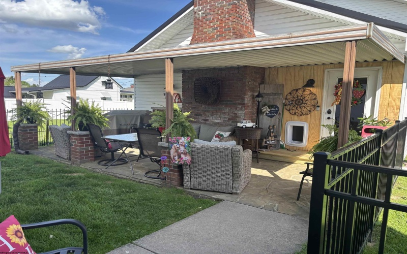199 Camden Avenue, Buckhannon, West Virginia 26201, 4 Bedrooms Bedrooms, 10 Rooms Rooms,2 BathroomsBathrooms,Single Family Detached,For Sale,Camden,10160652