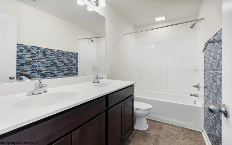 308 Salonika Drive, Morgantown, West Virginia 26508, 4 Bedrooms Bedrooms, 10 Rooms Rooms,3 BathroomsBathrooms,Single Family Detached,For Sale,Salonika,10160658