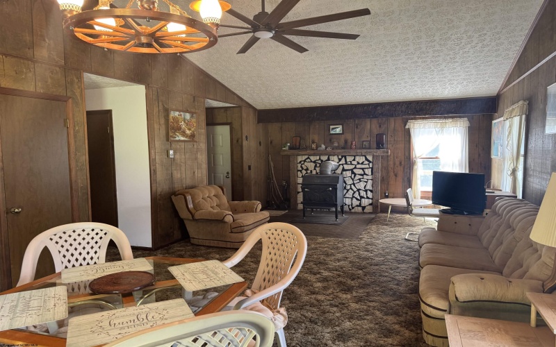 1029 Alton Road, French Creek, West Virginia 26218, 3 Bedrooms Bedrooms, 5 Rooms Rooms,2 BathroomsBathrooms,Single Family Detached,For Sale,Alton,10160654