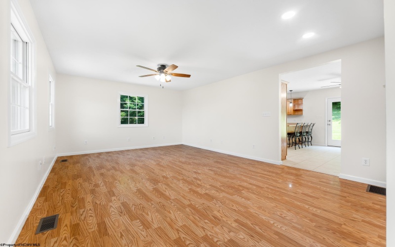 150 Wiseman Road, Morgantown, West Virginia 26501, 4 Bedrooms Bedrooms, 8 Rooms Rooms,3 BathroomsBathrooms,Single Family Detached,For Sale,Wiseman,10160655