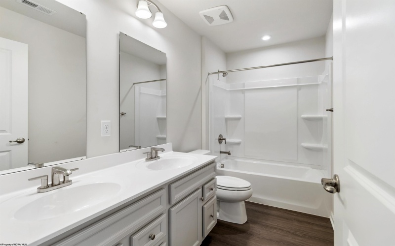 76 Tuscan Drive, Morgantown, West Virginia 26508, 5 Bedrooms Bedrooms, 9 Rooms Rooms,3 BathroomsBathrooms,Single Family Detached,For Sale,Tuscan,10160657