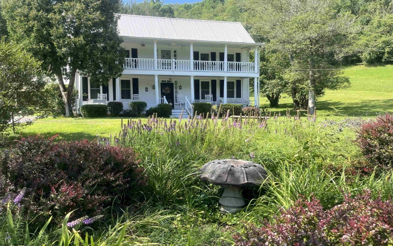21916 U.S. Highway 19 South, Ireland, West Virginia 26376, 4 Bedrooms Bedrooms, 10 Rooms Rooms,2 BathroomsBathrooms,Single Family Detached,For Sale,U.S. Highway 19,10160667