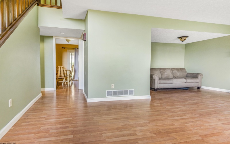 1230 Van Voorhis Road, Morgantown, West Virginia 26505, 3 Bedrooms Bedrooms, 8 Rooms Rooms,2 BathroomsBathrooms,Single Family Attached,For Sale,Van Voorhis,10160685