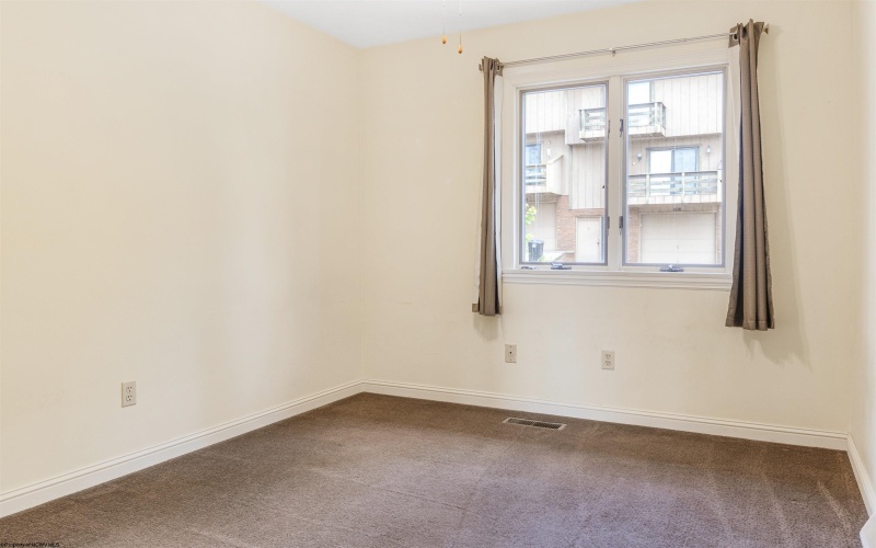 1230 Van Voorhis Road, Morgantown, West Virginia 26505, 3 Bedrooms Bedrooms, 8 Rooms Rooms,2 BathroomsBathrooms,Single Family Attached,For Sale,Van Voorhis,10160685