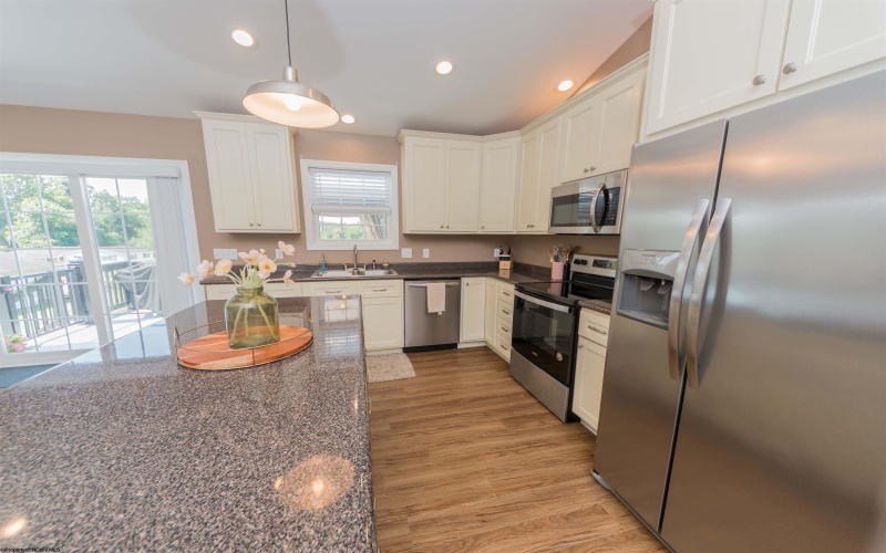2312 Locust Drive, Fairmont, West Virginia 26554-0000, 3 Bedrooms Bedrooms, 7 Rooms Rooms,2 BathroomsBathrooms,Single Family Detached,For Sale,Locust,10160689