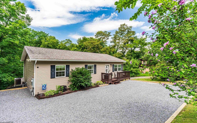 1997 Point Marion Road, Morgantown, West Virginia 26508, 4 Bedrooms Bedrooms, 10 Rooms Rooms,2 BathroomsBathrooms,Single Family Detached,For Sale,Point Marion,10160687