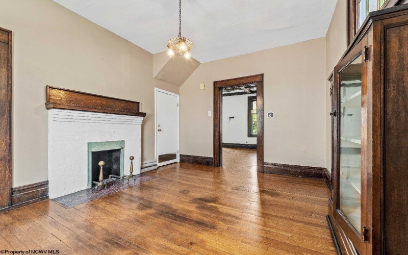 227 Hagans Street, Morgantown, West Virginia 26501, 3 Bedrooms Bedrooms, 6 Rooms Rooms,1 BathroomBathrooms,Single Family Detached,For Sale,Hagans,10160673