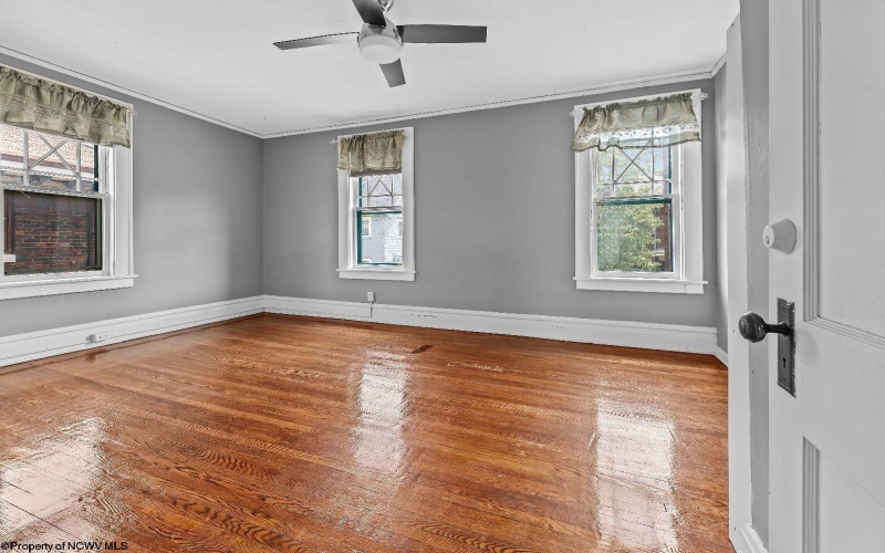 227 Hagans Street, Morgantown, West Virginia 26501, 3 Bedrooms Bedrooms, 6 Rooms Rooms,1 BathroomBathrooms,Single Family Detached,For Sale,Hagans,10160673